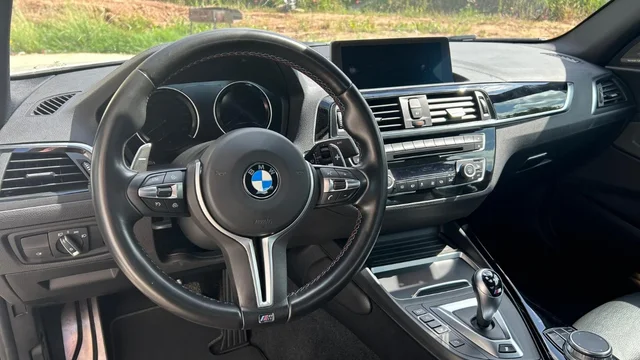 
								BMW M2 Competition full									