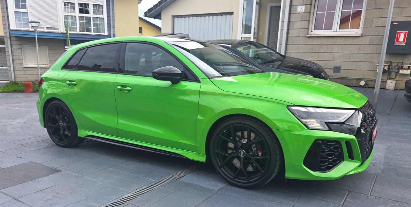 
								Audi RS3 Sportback 2022 – Verde Kyalami, Full Extras full									